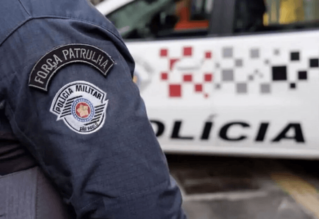 Homem é morto durante assalto na frente dos filhos em SP