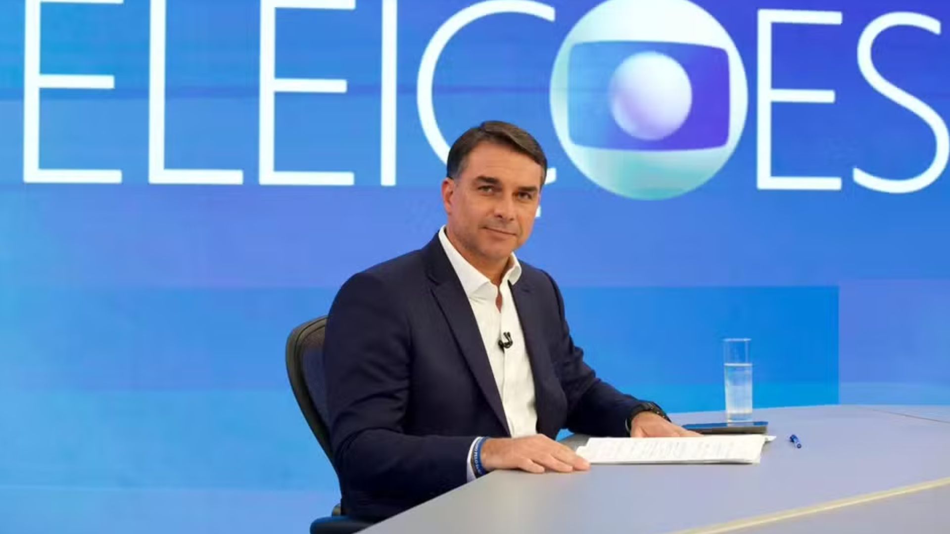 Só uma pesquisa apontava Flávio à frente de Lula antes do 1º turno