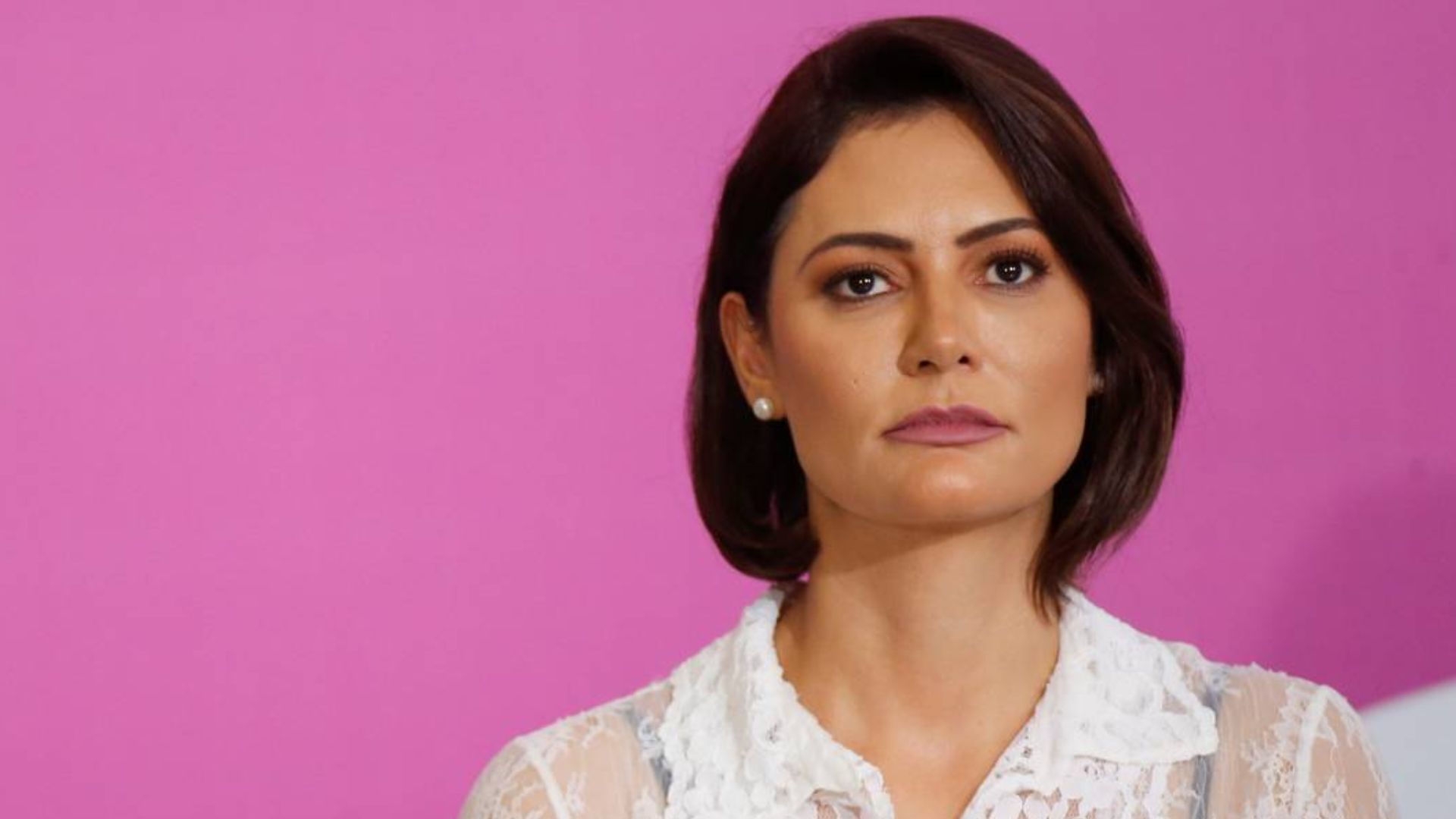 Michelle agradece quase 1 milhão de votos e fala em ajudar quem sofre