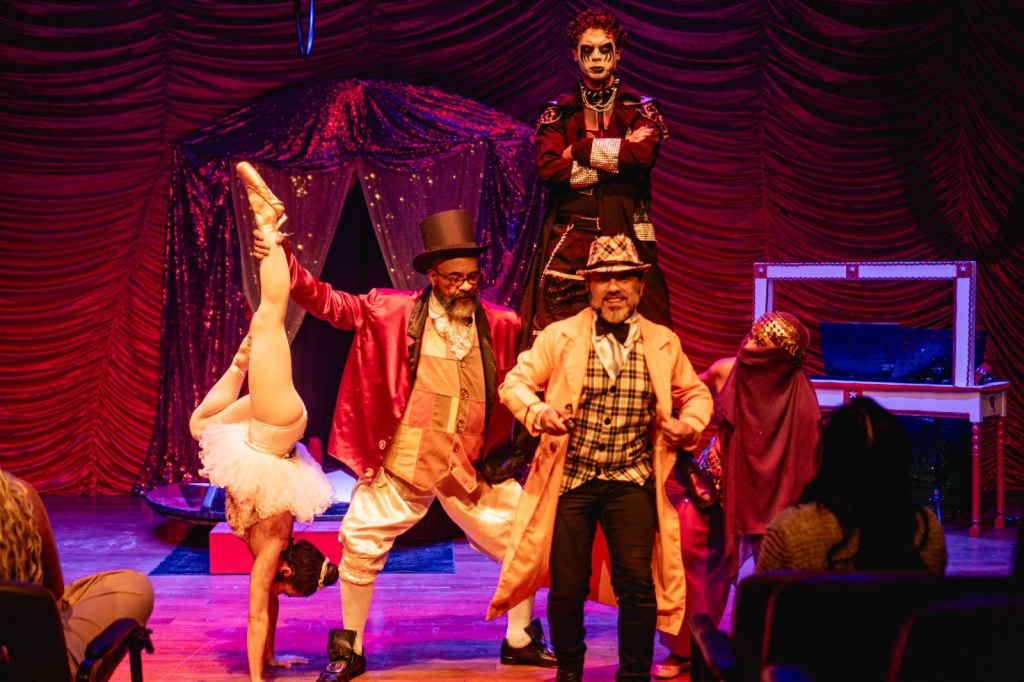 O Circo dos Amores Impossíveis terá apresentações gratuitas em Goiânia