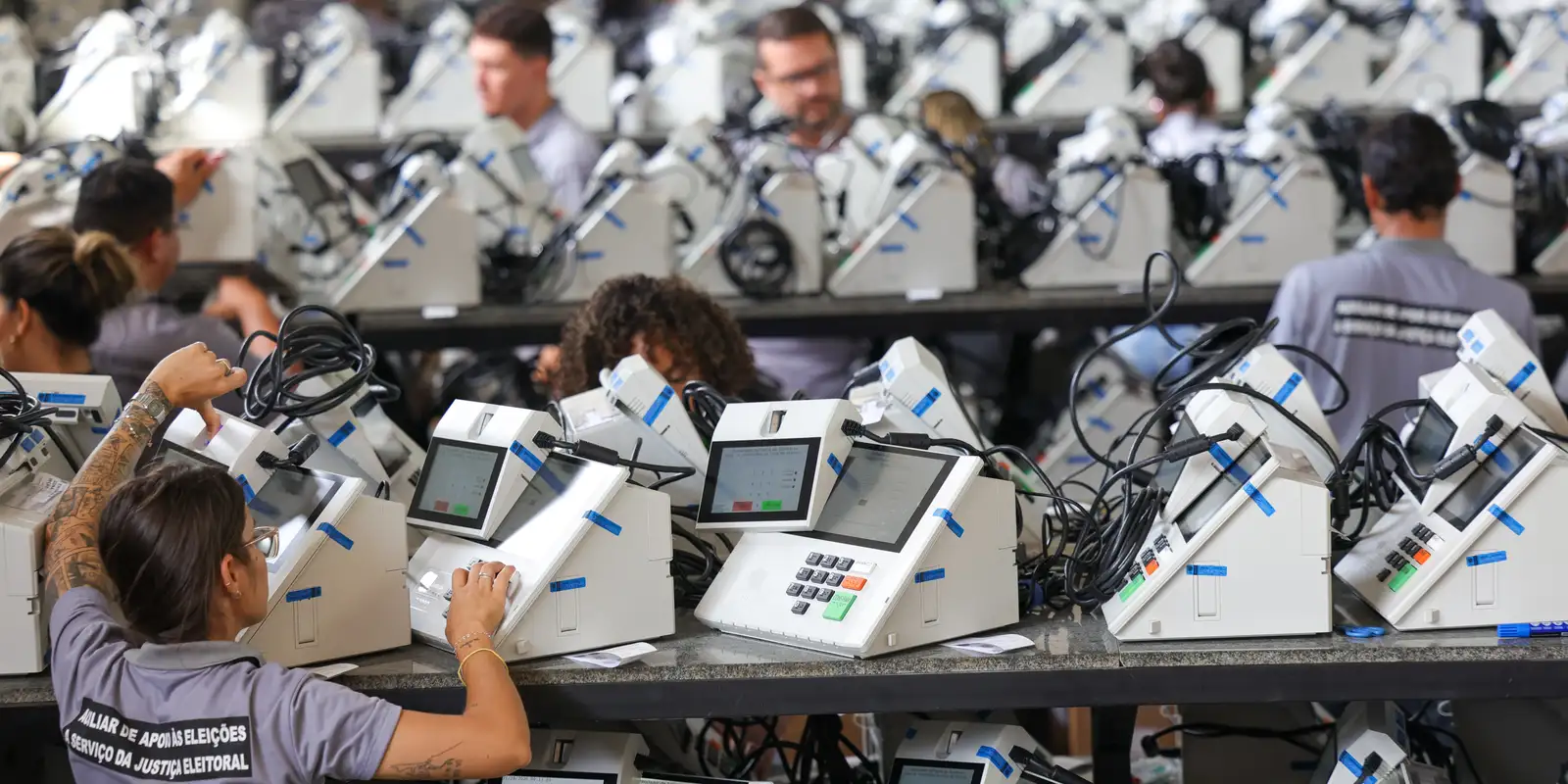 TRE-RJ define urnas que serão auditadas no segundo turno
